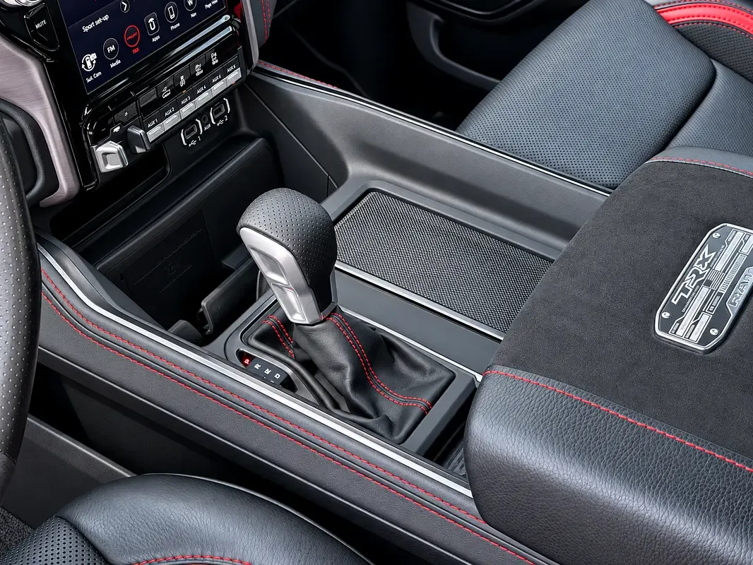 RAM 1500 6.2 AT 4WD (702 hp) - 12