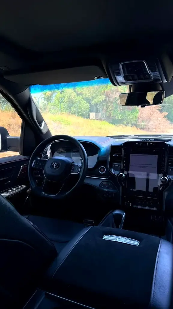 RAM 1500 6.2 AT AWD (777 حصان) - 10