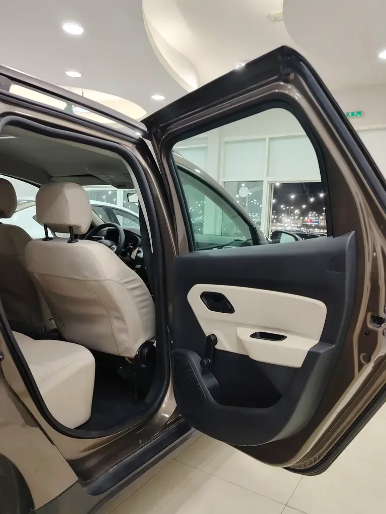Renault Duster 1.3 CVT (150 حصان) - 13