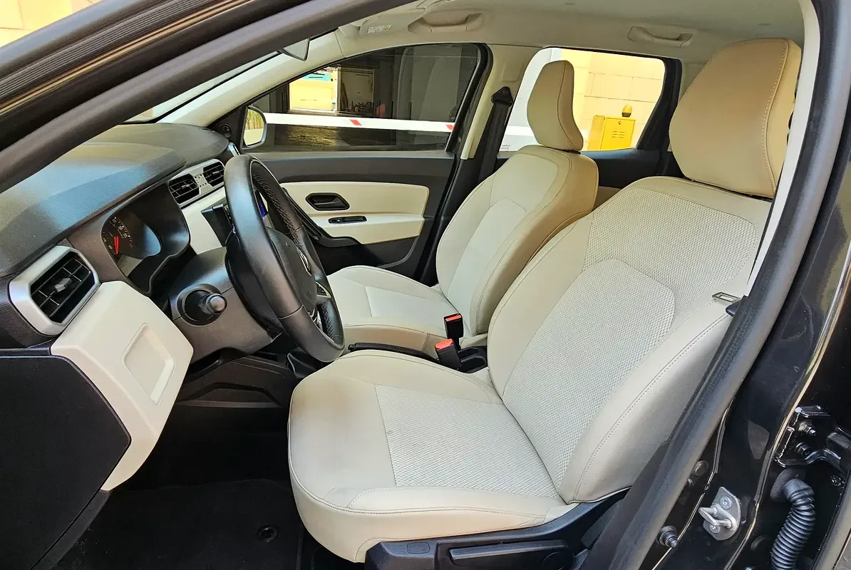 Renault Duster 1.6 CVT (114 حصان) - 11