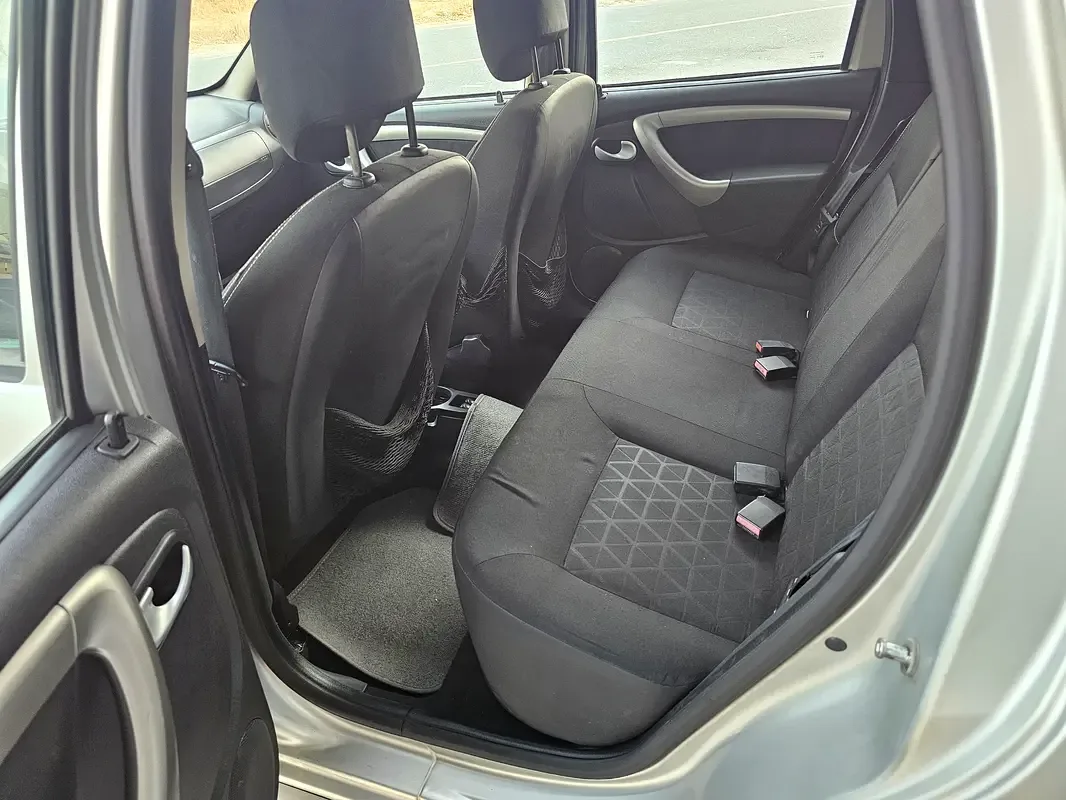 Renault Duster 1.6 CVT (114 hp) - 6