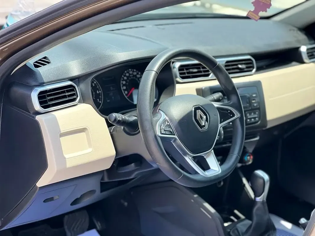 Renault Duster 1.6 CVT (114 hp) - 5