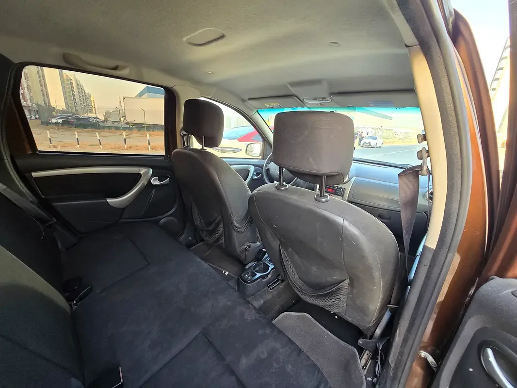 Renault Duster 1.6 CVT (114 حصان) - 9