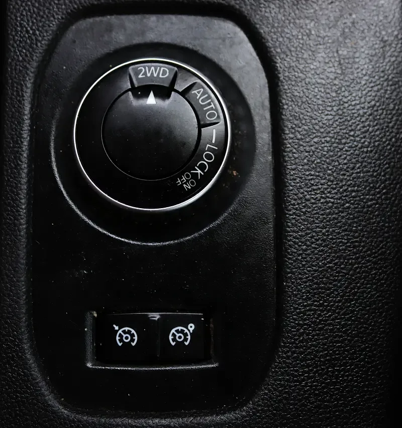 Renault Duster 2.0 AT (135 حصان) - 17