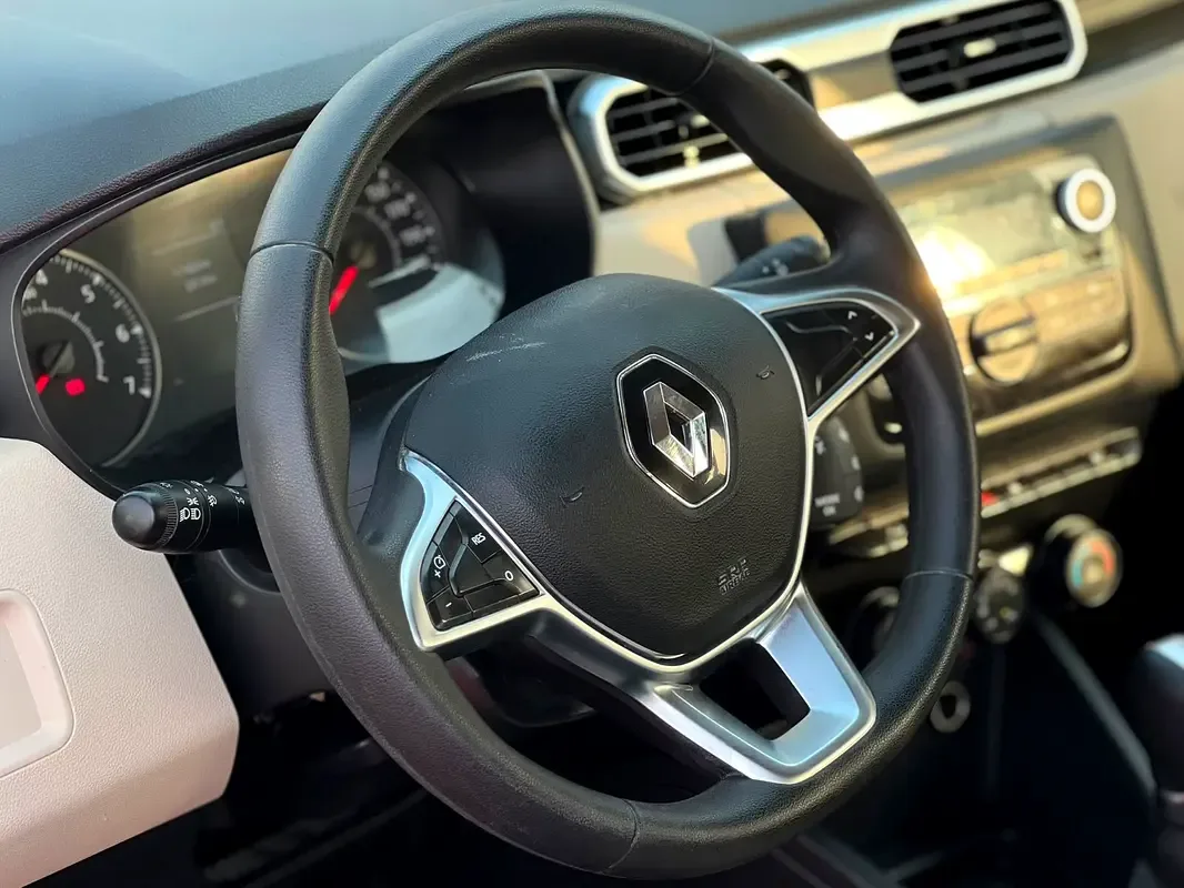 Renault Duster 2.0 AT (135 hp) - 17