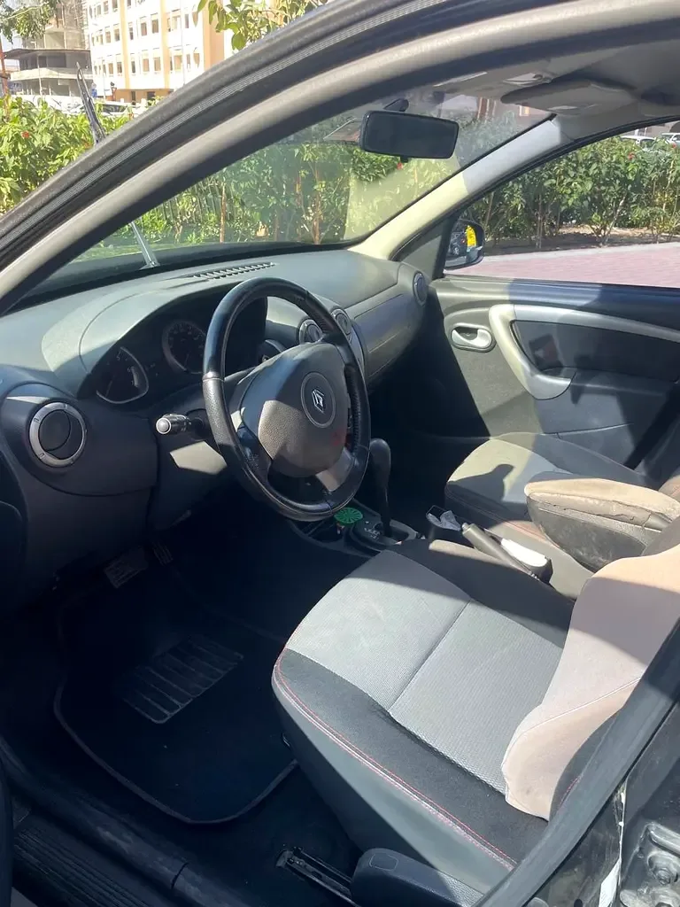 Renault Duster 2.0 AT (135 hp) - 6