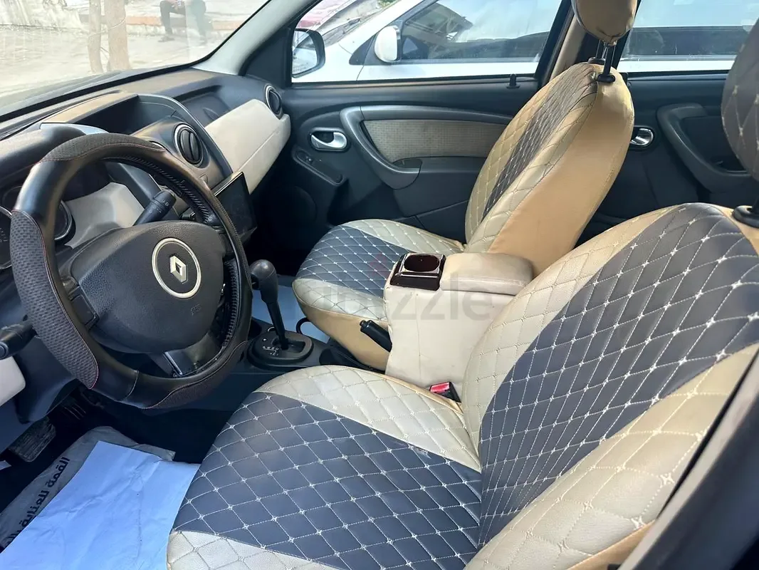 Renault Duster 2.0 AT 4x4 (143 hp)