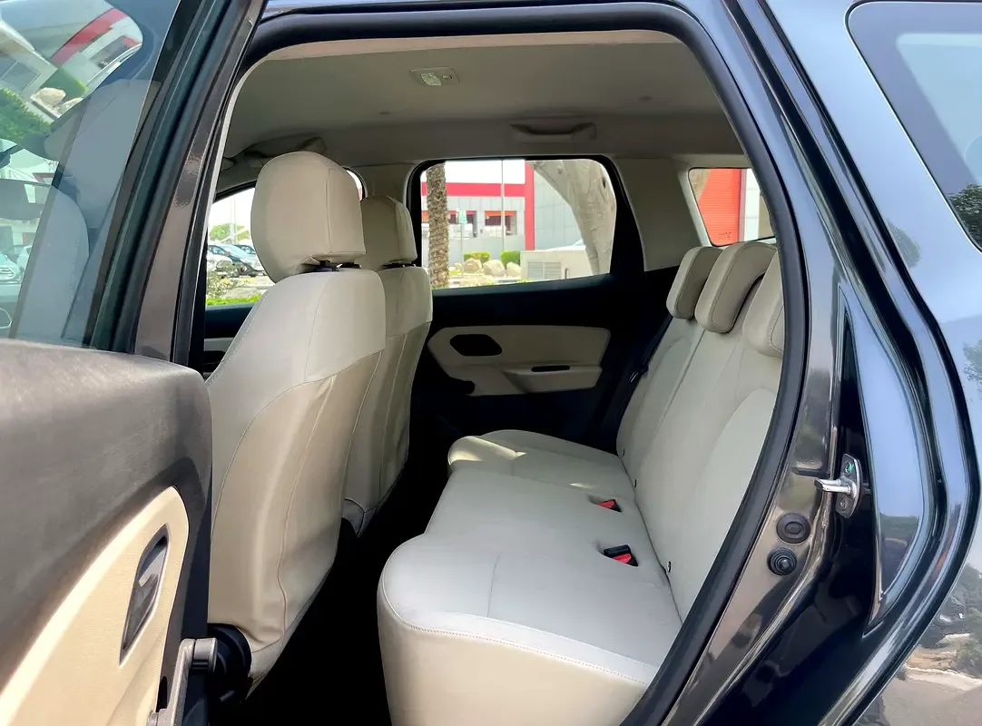 Renault Duster 2.0 MT 4x4 (143 hp) - 16
