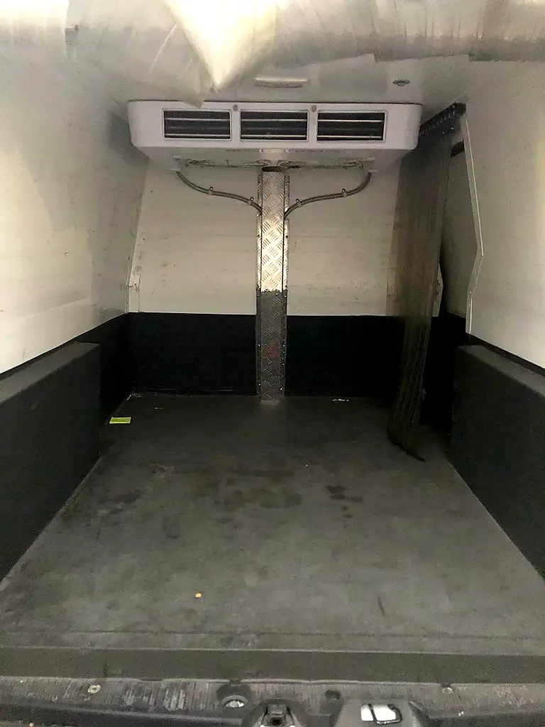 Renault Express 1.3 MT (100 حصان) - 5