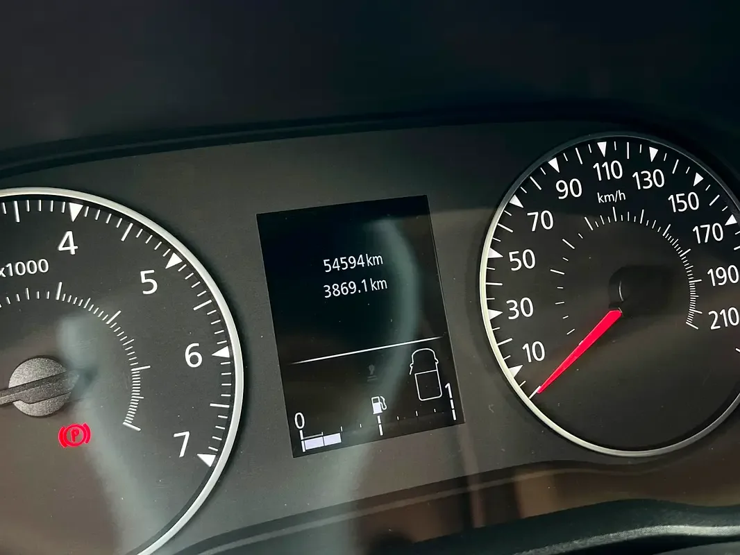 Renault Express 1.6 MT (114 hp) - 15