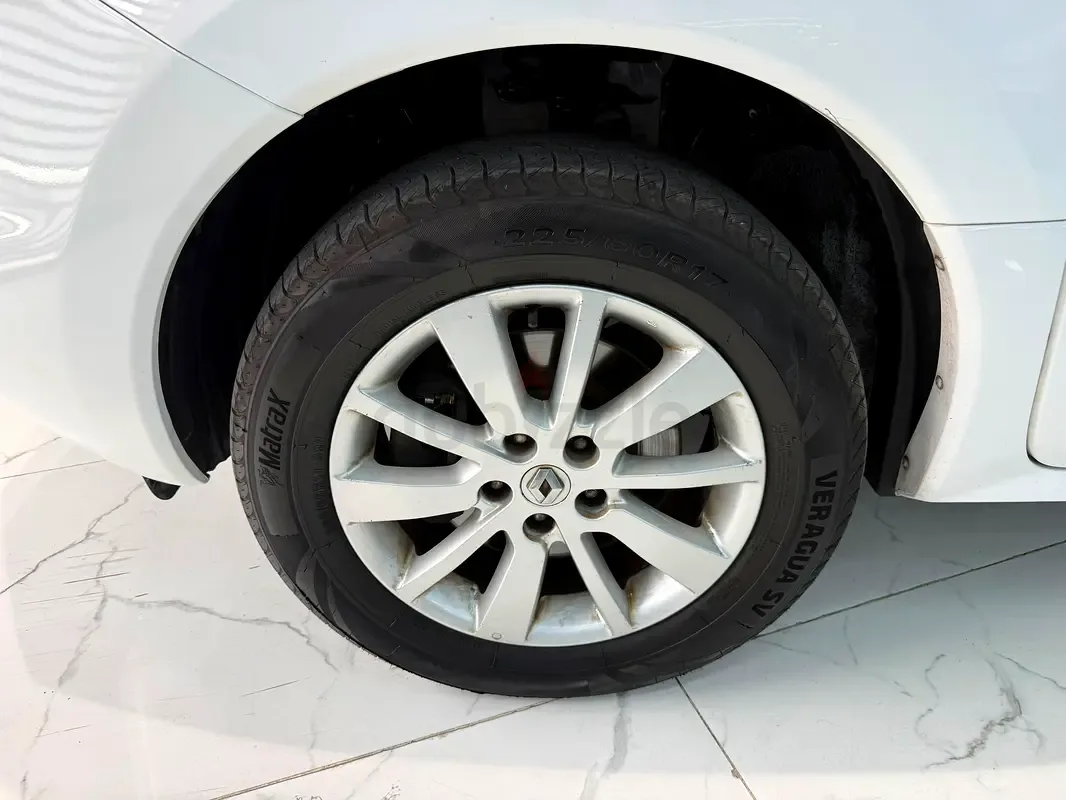 Renault Koleos 2.0 CVT (140 حصان) - 7