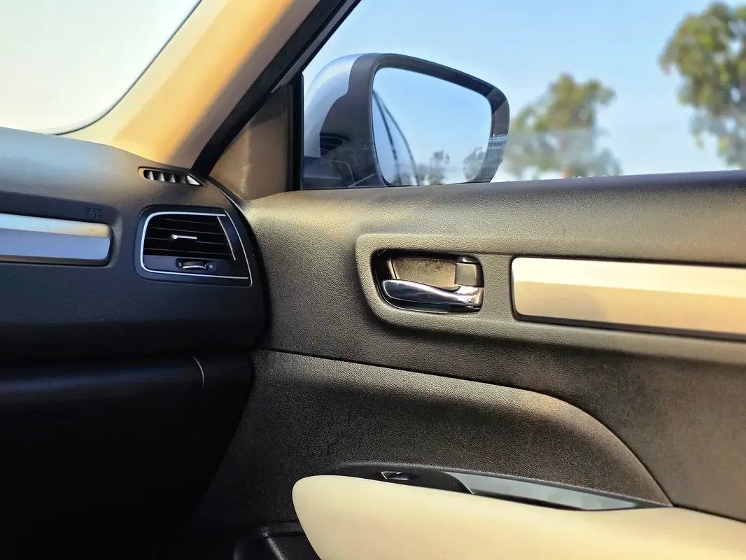 Renault Koleos 2.5 CVT (171 حصان) - 18
