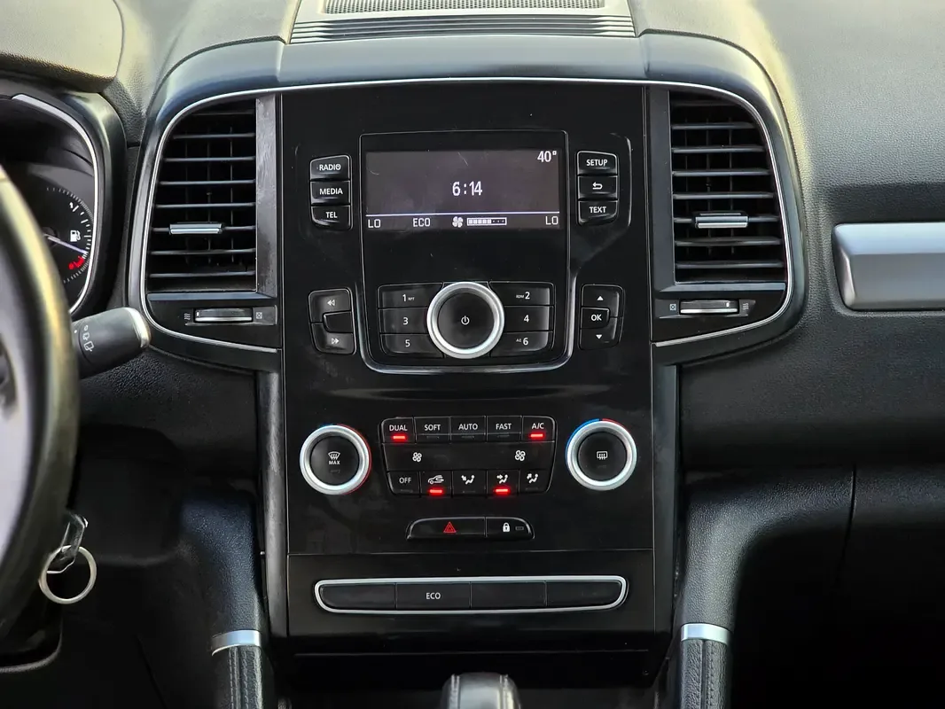 Renault Koleos 2.5 CVT (171 حصان) - 10