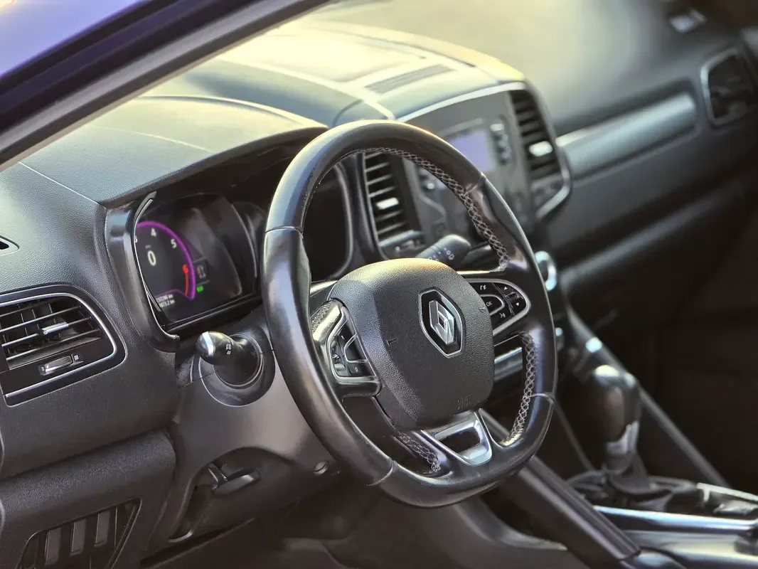 Renault Koleos 2.5 CVT (171 حصان) - 9