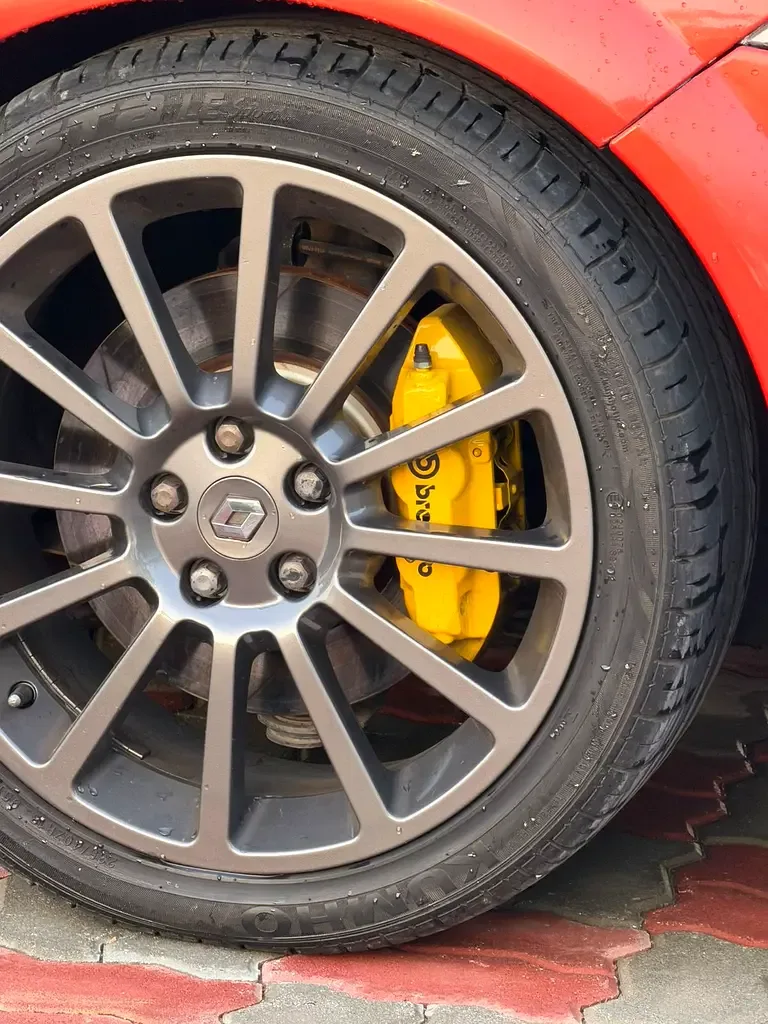 Renault Megane 2.0 MT (134 حصان) - 14