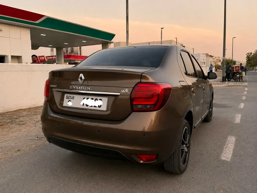 Renault Symbol 1.6 AT (102 hp)