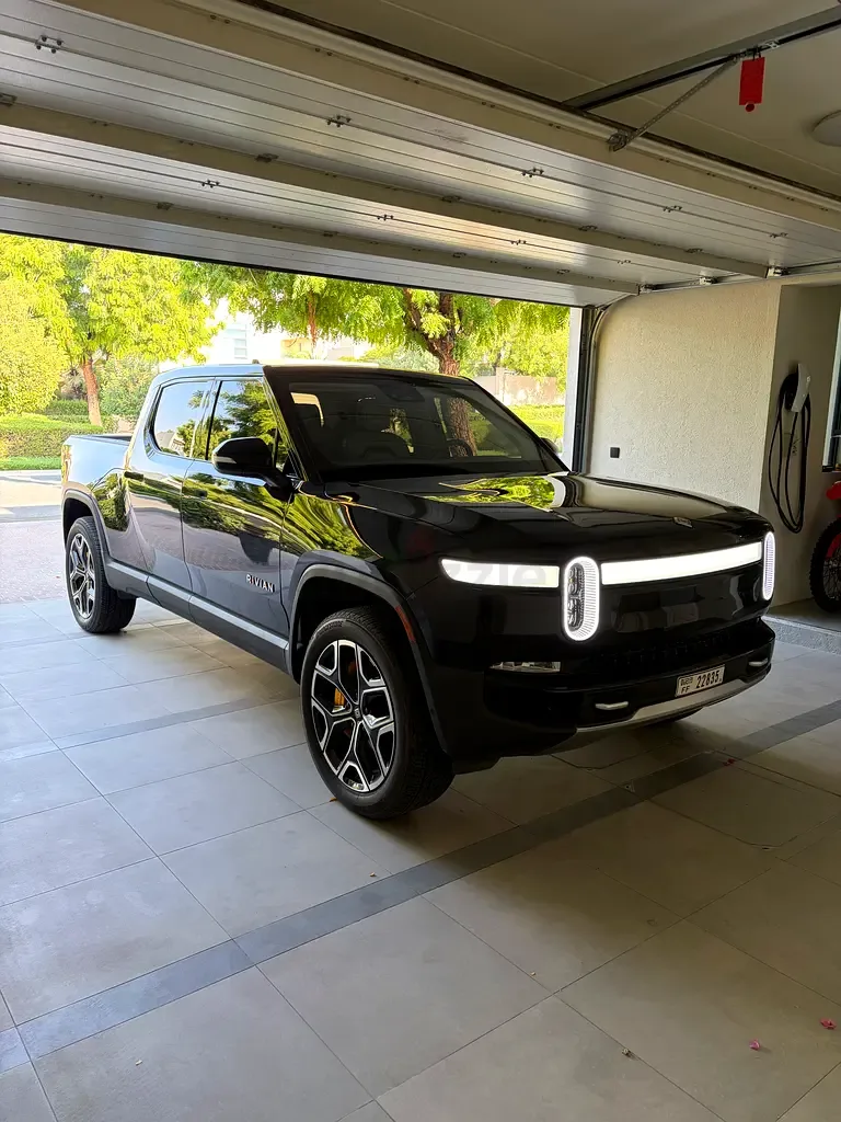 Rivian R1T AT 4WD (835 hp)