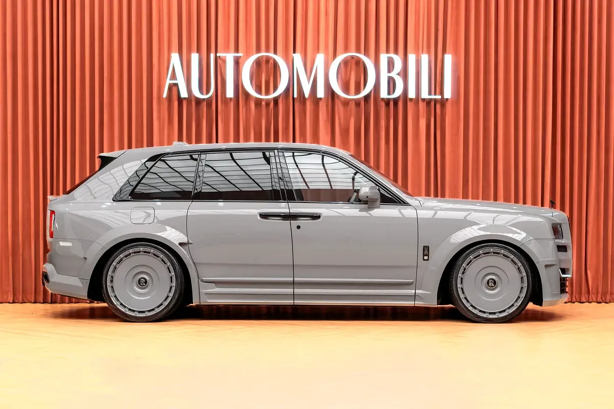 Rolls-Royce Cullinan 6.7 AT AWD (571 حصان) - 2