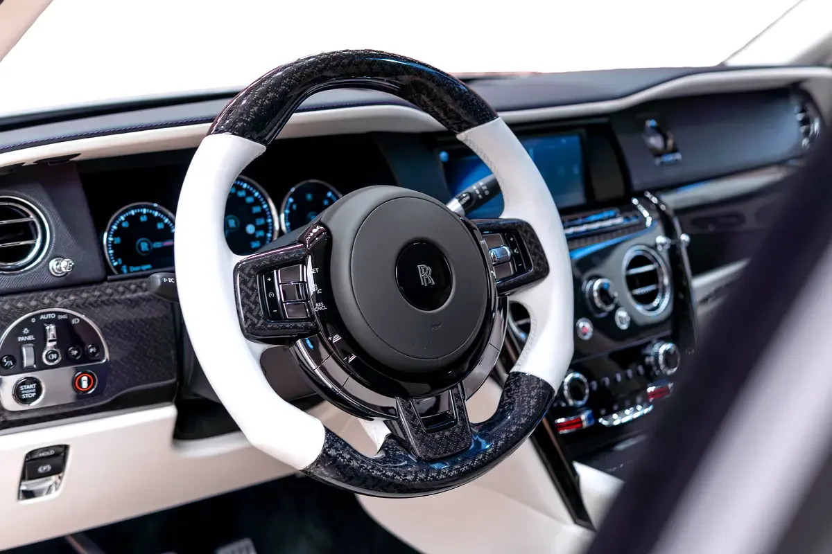 Rolls-Royce Cullinan 6.7 AT AWD (571 حصان) - 14