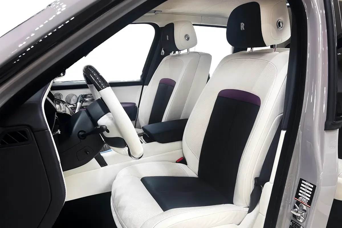Rolls-Royce Cullinan 6.7 AT AWD (571 حصان) - 16