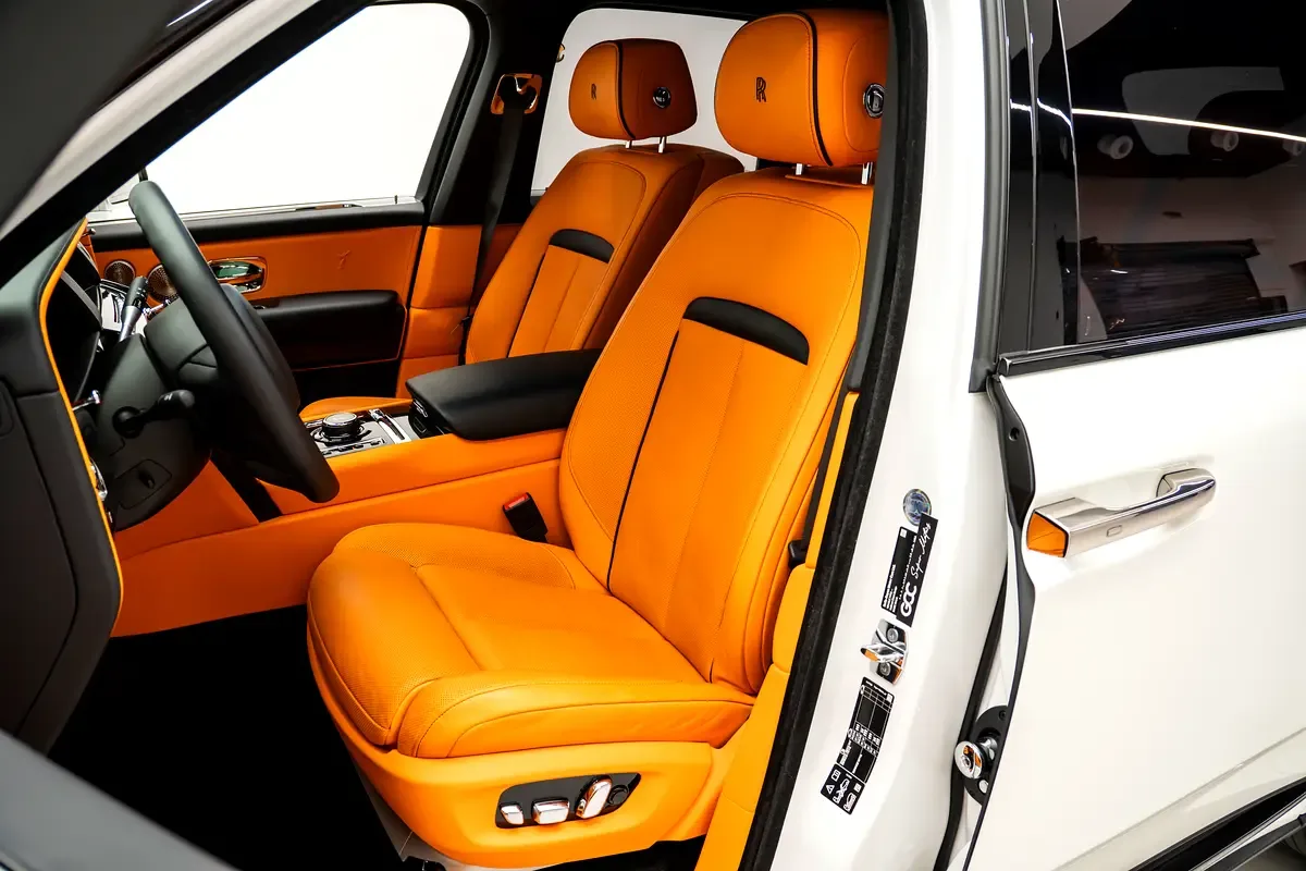 Rolls-Royce Cullinan 6.7 AT AWD (571 حصان) - 12
