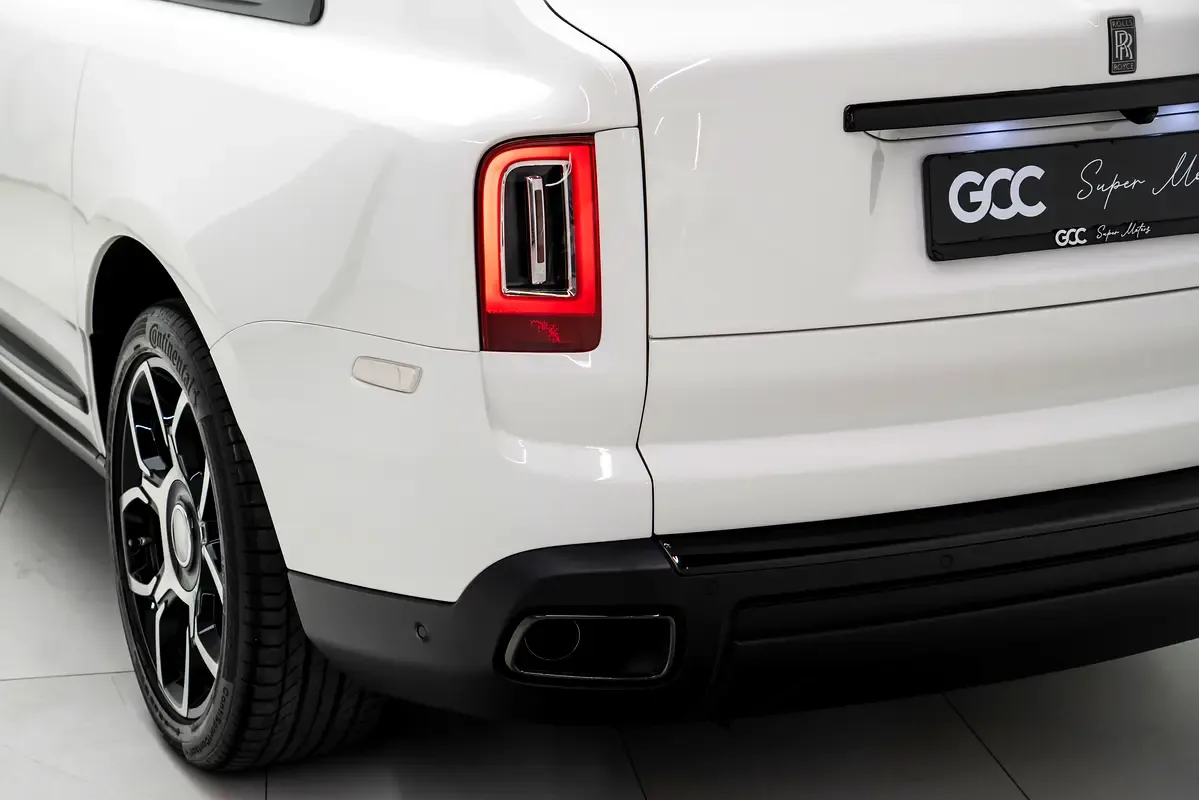 Rolls-Royce Cullinan 6.7 AT AWD (571 حصان) - 18
