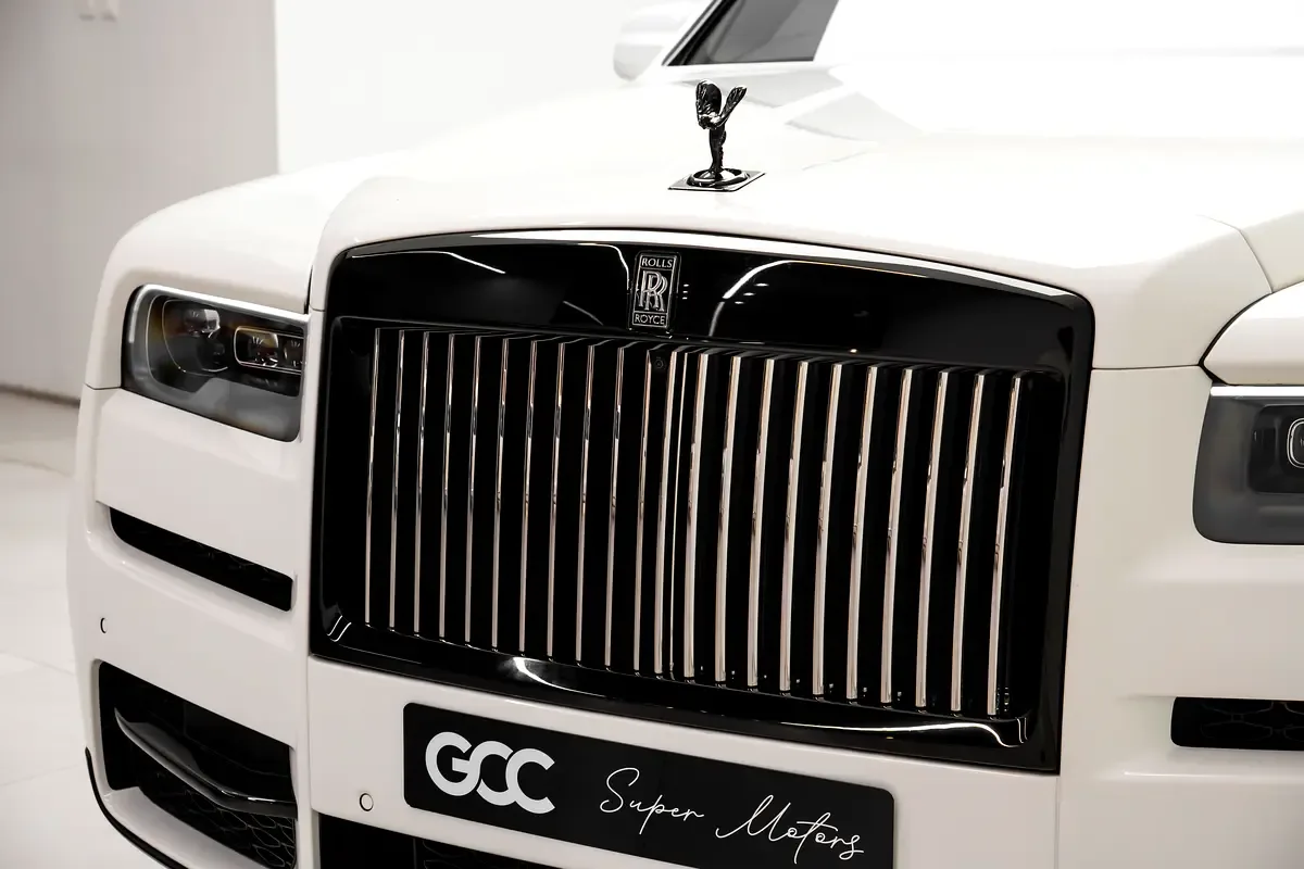 Rolls-Royce Cullinan 6.7 AT AWD (571 حصان) - 19