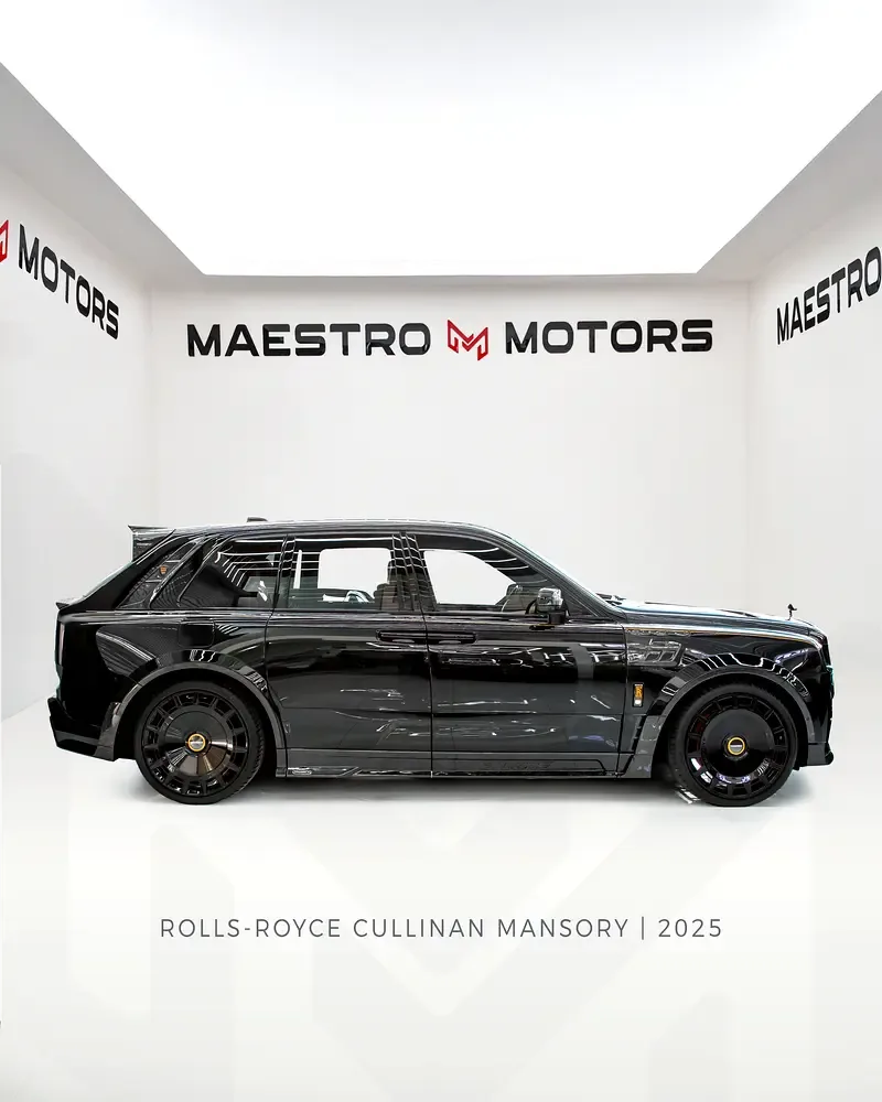Rolls-Royce Cullinan 6.7 AT AWD (571 حصان) - 6