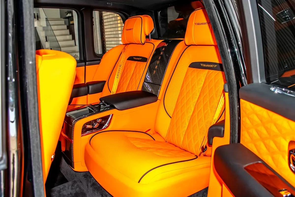 Rolls-Royce Cullinan 6.7 AT AWD (571 حصان) - 10