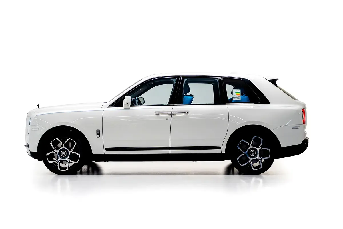 Rolls-Royce Cullinan 6.7 AT AWD (571 حصان) - 4
