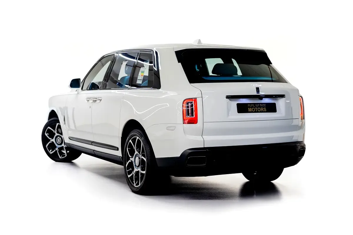 Rolls-Royce Cullinan 6.7 AT AWD (571 حصان) - 5