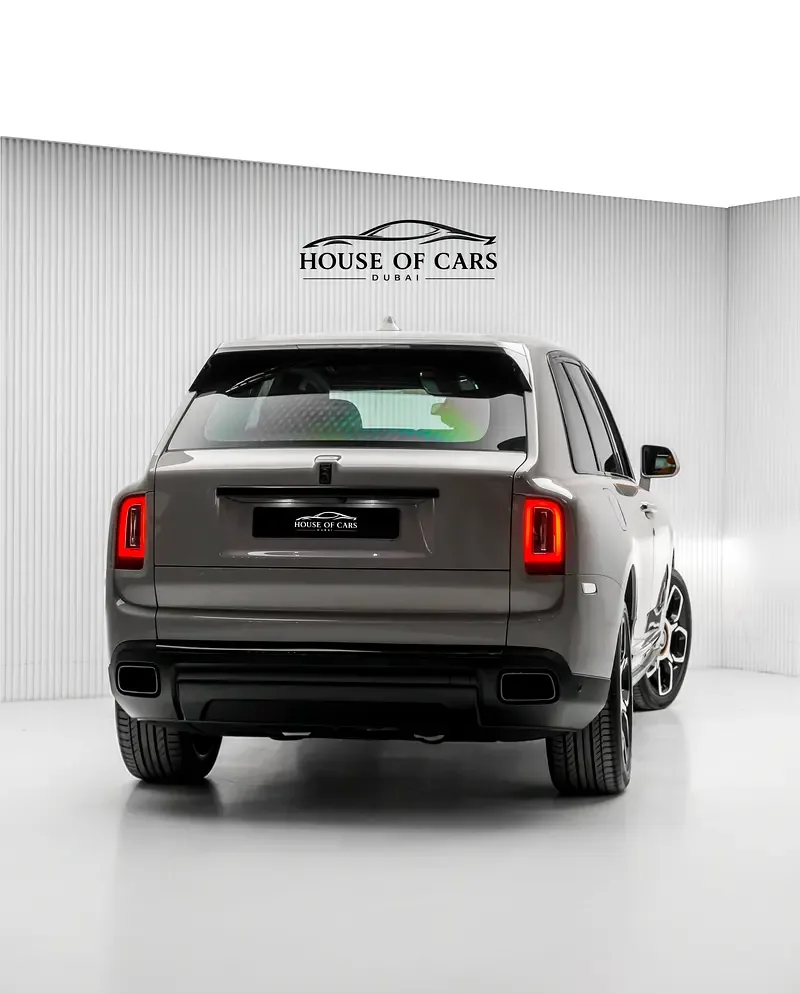 Rolls-Royce Cullinan 6.7 AT AWD (571 hp) - 2