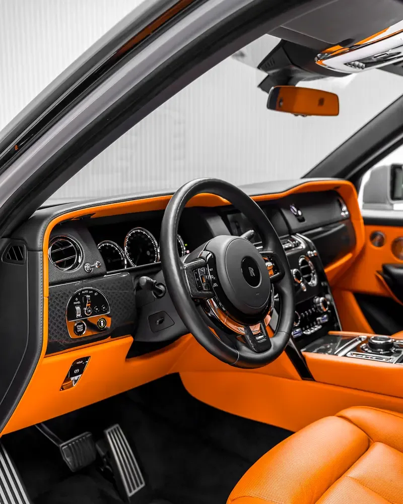 Rolls-Royce Cullinan 6.7 AT AWD (571 hp) - 6