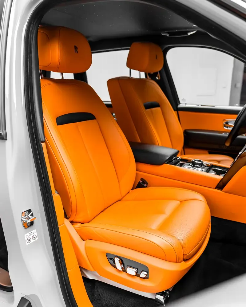 Rolls-Royce Cullinan 6.7 AT AWD (571 hp) - 10