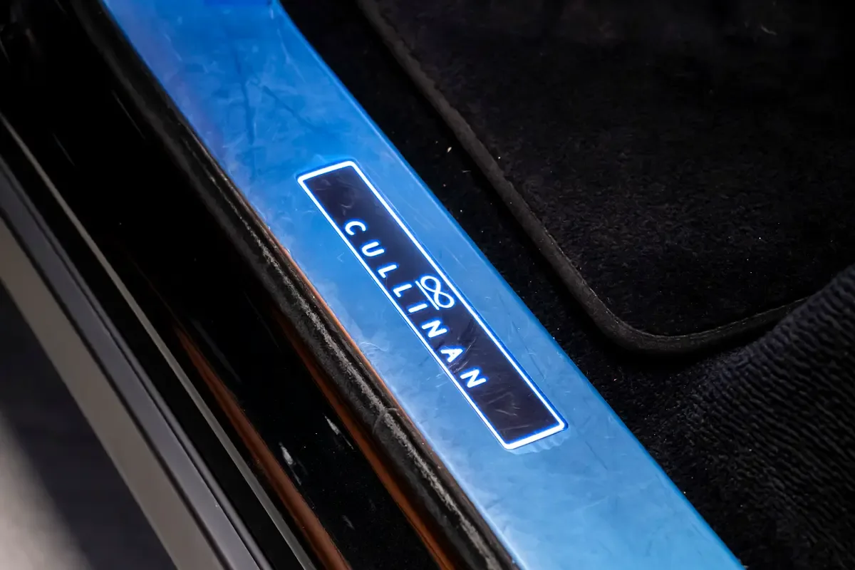 Rolls-Royce Cullinan 6.7 AT AWD (571 hp) - 7