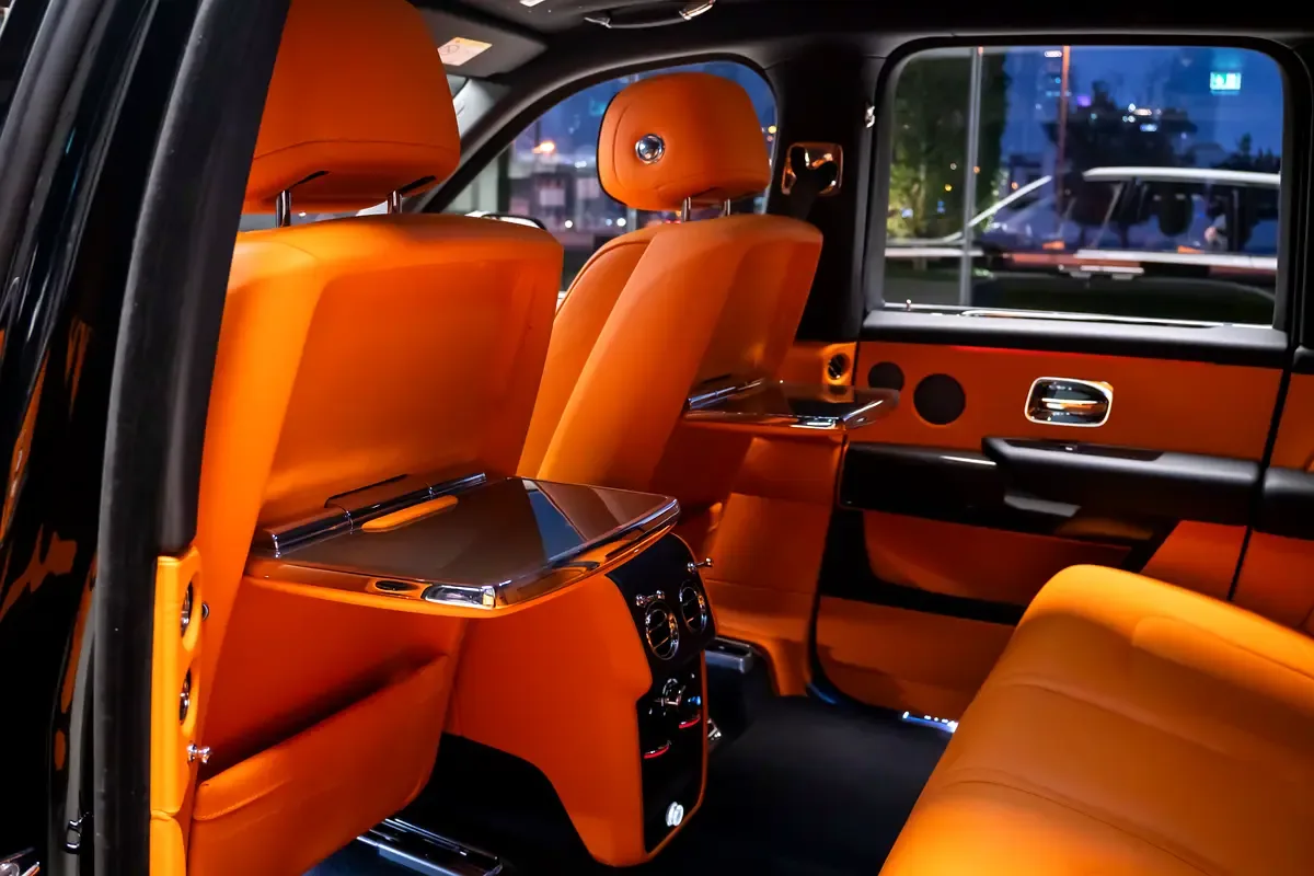 Rolls-Royce Cullinan 6.7 AT AWD (571 hp) - 19