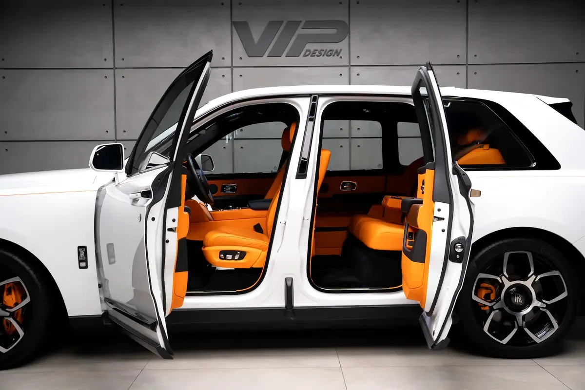 Rolls-Royce Cullinan 6.7 AT AWD (571 hp) - 5