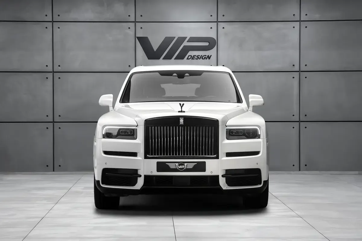 Rolls-Royce Cullinan 6.7 AT AWD (571 hp) - 2