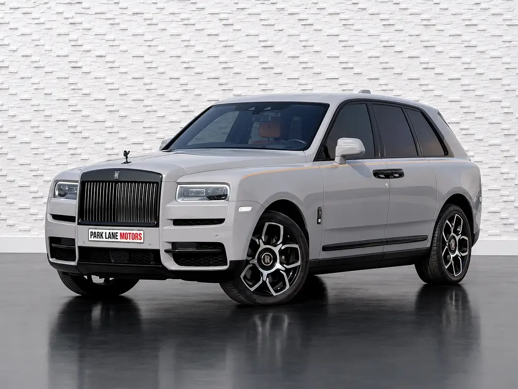Rolls-Royce Cullinan 6.7 AT AWD (571 hp)