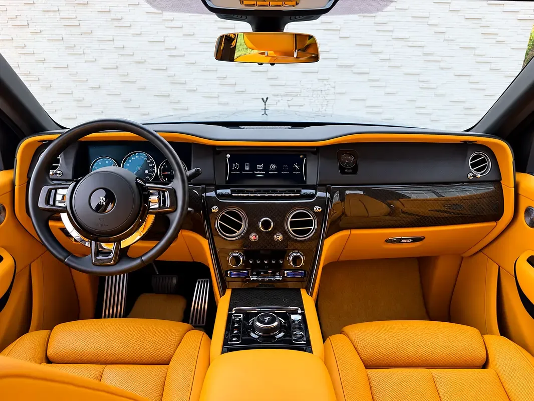 Rolls-Royce Cullinan 6.7 AT AWD (571 hp) - 7