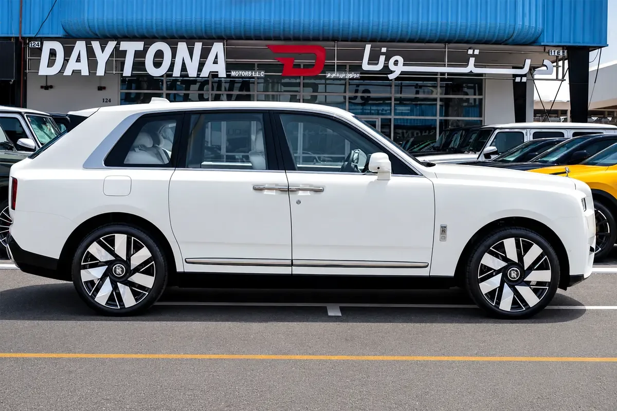 Rolls-Royce Cullinan 6.8 AT 4WD (571 حصان) - 7