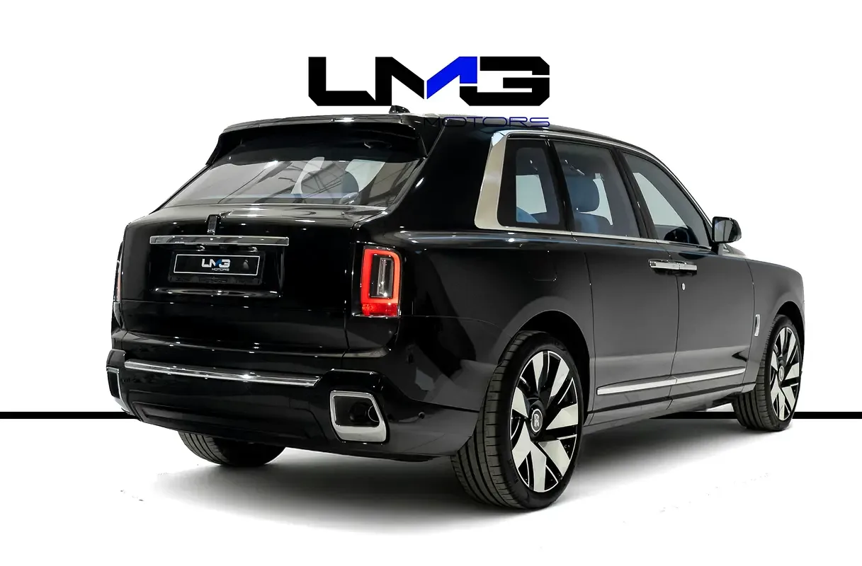 Rolls-Royce Cullinan 6.8 AT 4WD (571 حصان) - 4