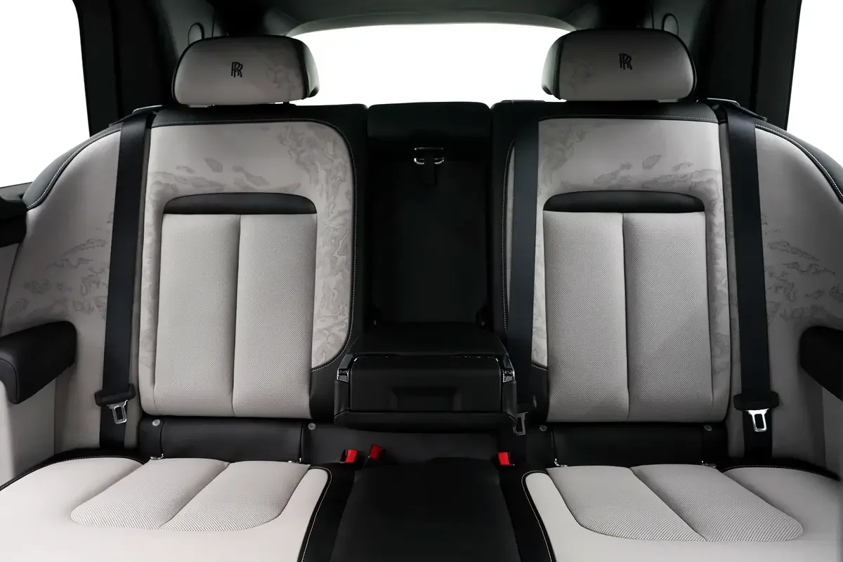 Rolls-Royce Cullinan 6.8 AT 4WD (571 hp) - 10