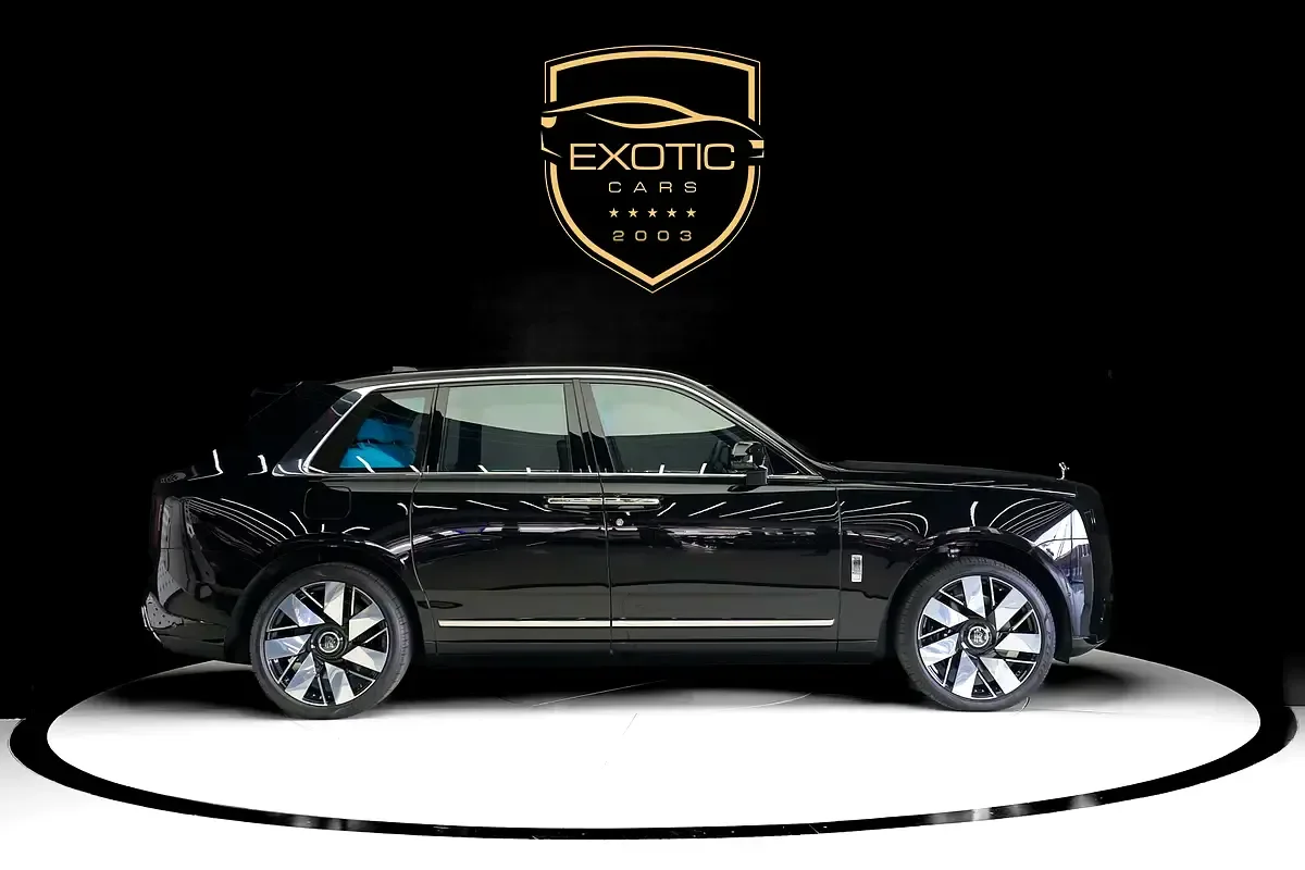 Rolls-Royce Cullinan 6.8 AT 4WD (571 حصان) - 4