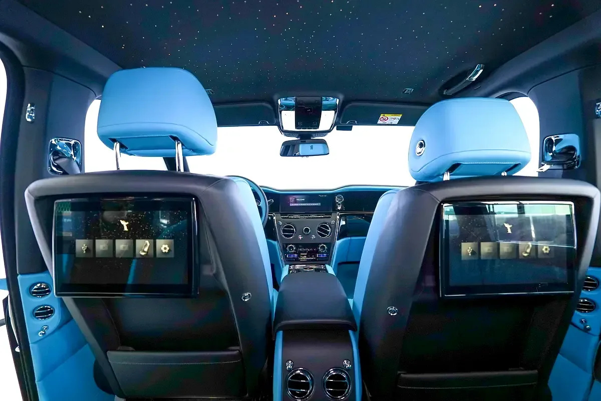 Rolls-Royce Cullinan 6.8 AT 4WD (571 حصان) - 12