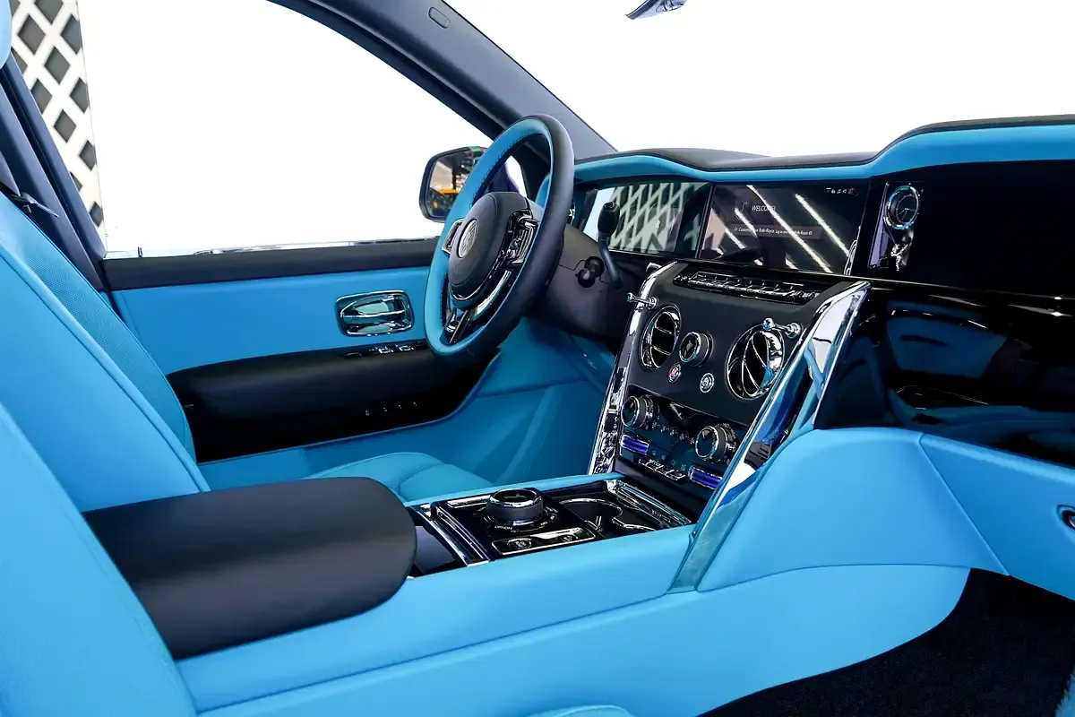 Rolls-Royce Cullinan 6.8 AT 4WD (571 حصان) - 17