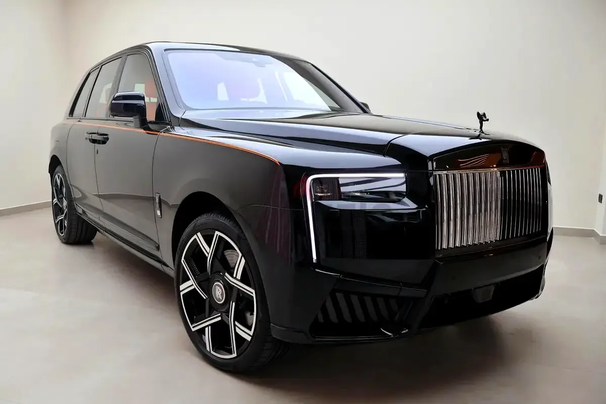 Rolls-Royce Cullinan 6.8 AT 4WD (571 حصان) - 9