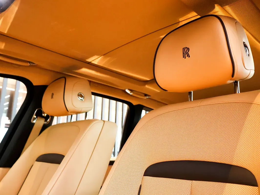 Rolls-Royce Cullinan 6.8 AT 4WD (571 حصان) - 5