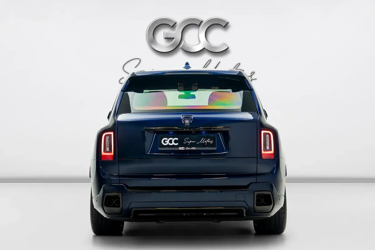 Rolls-Royce Cullinan 6.8 AT 4WD (571 حصان) - 3