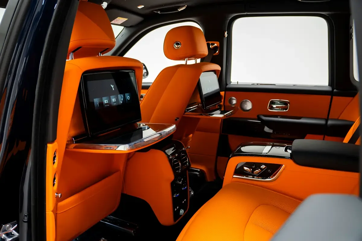 Rolls-Royce Cullinan 6.8 AT 4WD (571 حصان) - 15